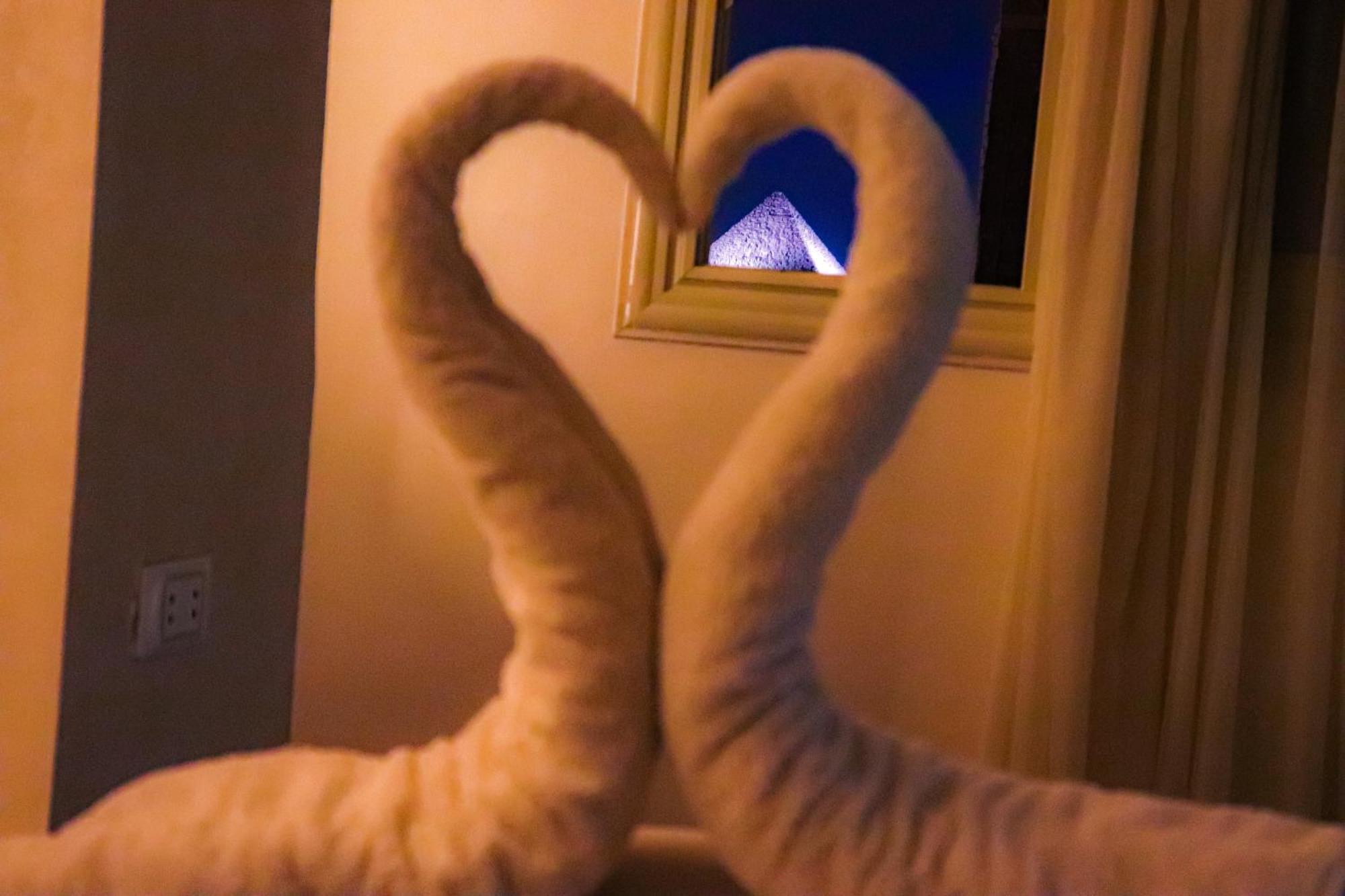 Golden Pyramids Inn Kafret el-Gabal エクステリア 写真