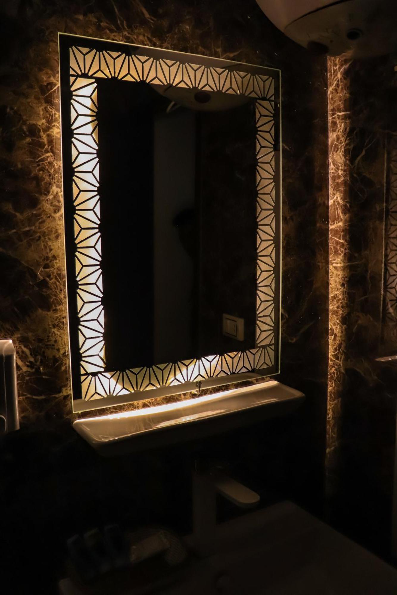Golden Pyramids Inn Kafret el-Gabal エクステリア 写真