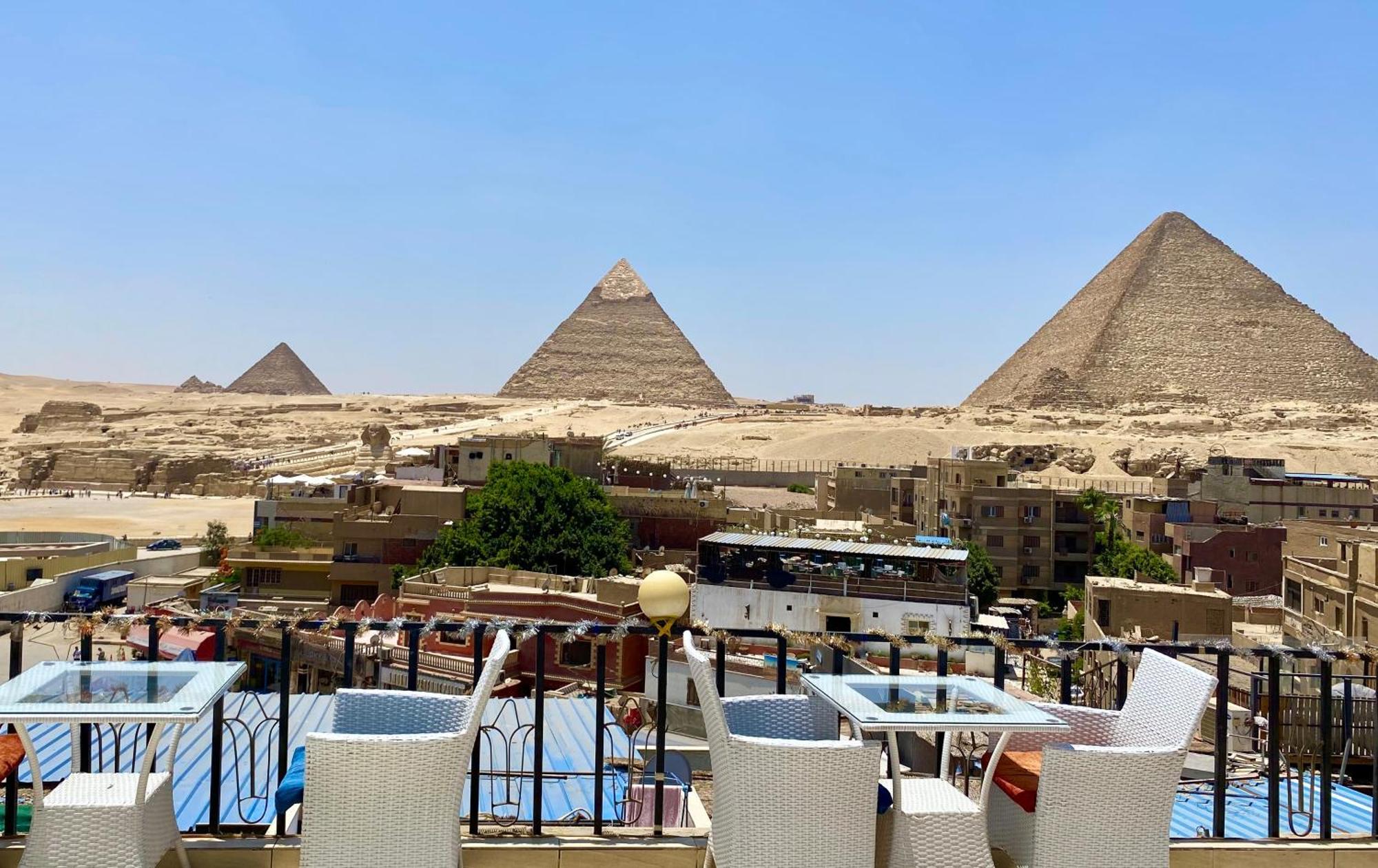 Golden Pyramids Inn Kafret el-Gabal エクステリア 写真