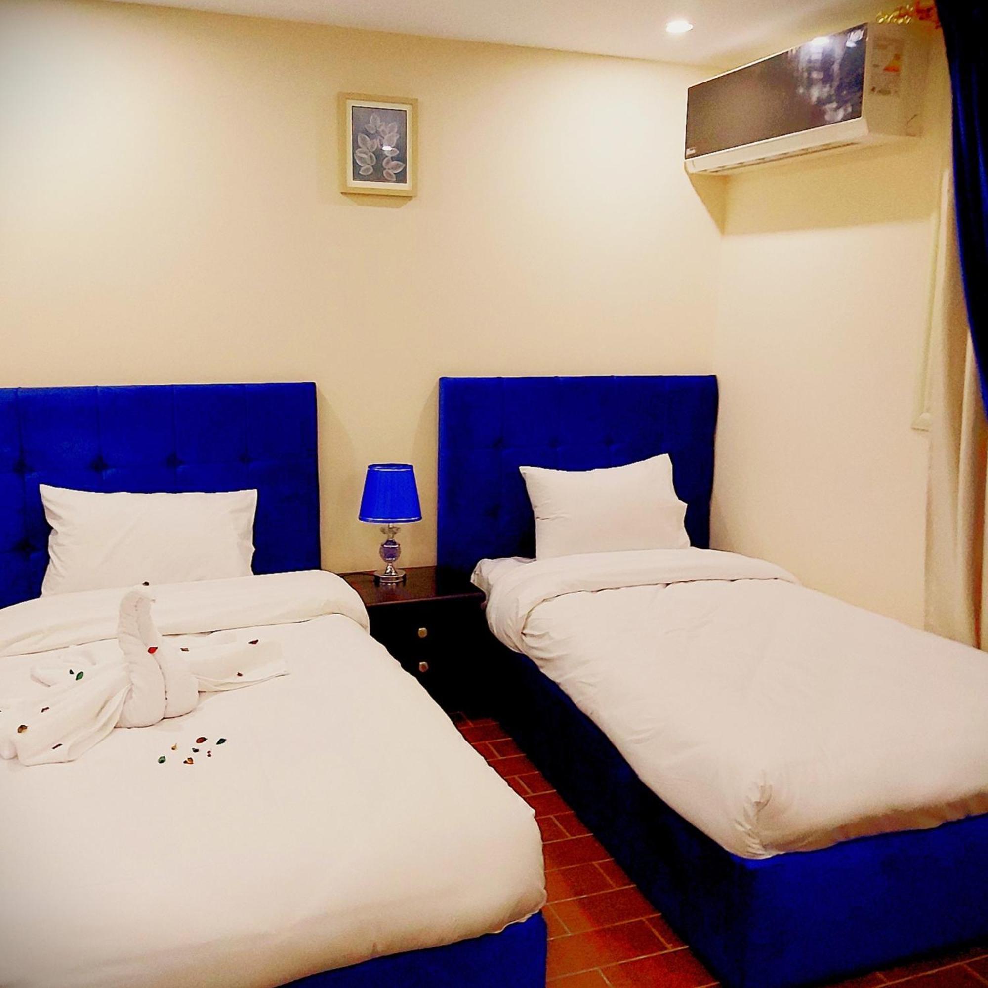 Golden Pyramids Inn Kafret el-Gabal エクステリア 写真